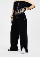 Ellesse Sartoria Velvet Track Pant Γυναικείο Παντελόνι Φόρμας SGX21021-011 BLACK